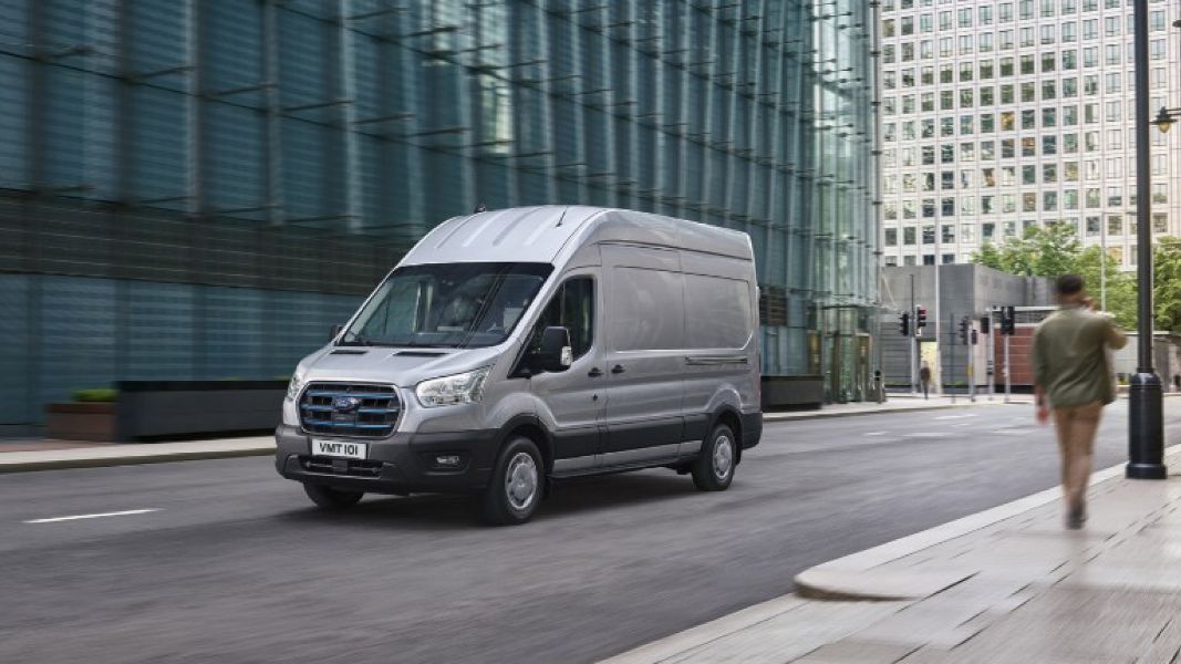 E-Transit Fourgon - ZÉRO COMPROMIS - Ford Réunion